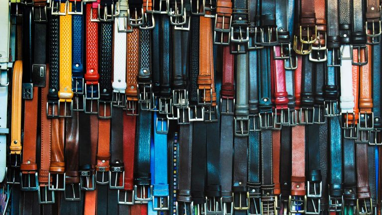 Comment choisir sa ceinture homme et l’accorder à sa tenue ?